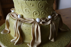 Details of golden anniversary cake